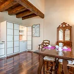 Molino Stucky Apartamento *