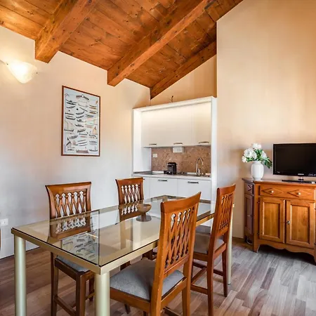 Apartment Guesthost - Molino Stucky *